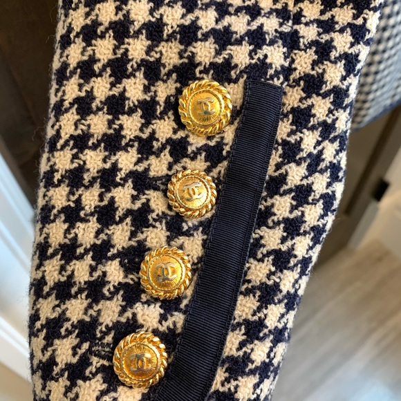 Chanel vintage houndstooth wool jacket - Picture 3 of 8